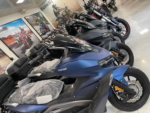 عکس نمایندگی نیکران موتور پاسارگاد 