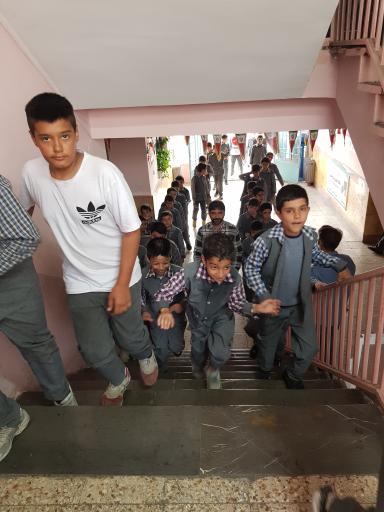 عکس دبستان پسرانه و دخترانه عمار و شرافت