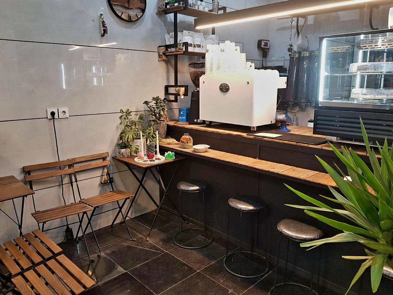 عکس کافه گل پرور