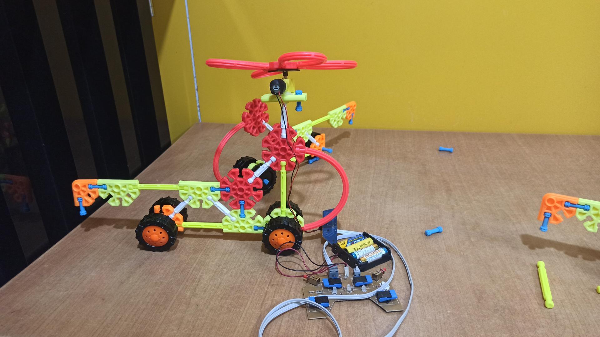 عکس کودکستان غیر دولتی رعنا