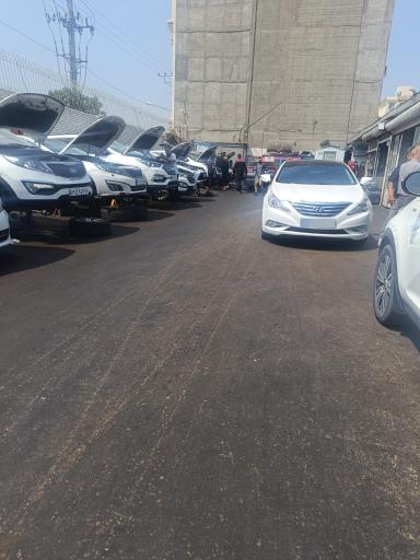 عکس نمایندگی هیوندای و کیا حسن علیزاده