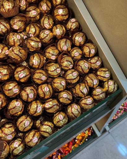 عکس آجیل و خشکبار برادران حسن پور