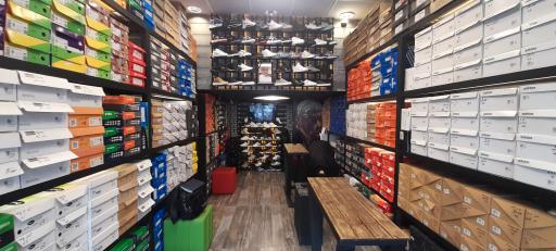 عکس کتونی وی آی پی