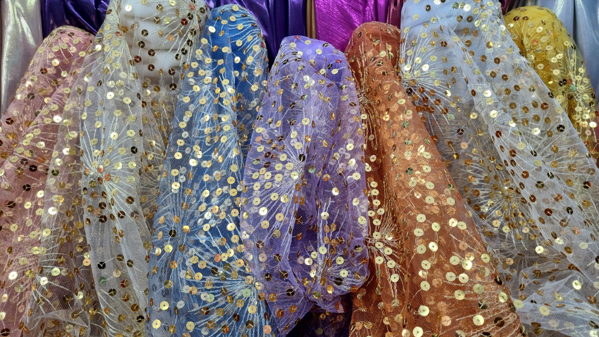 عکس پارچه فروشی آزاد عباسی