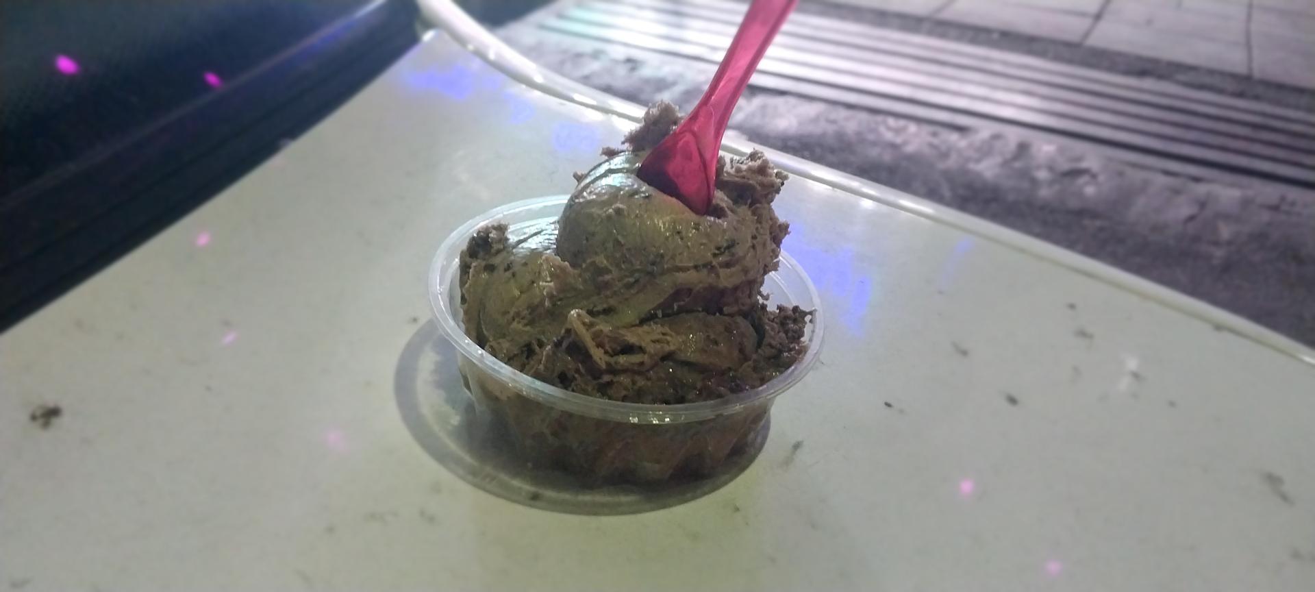 عکس آبمیوه و بستنی دایی یوسف