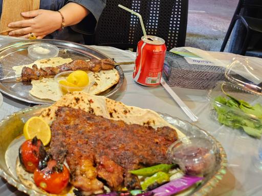 عکس کبابی شبزدگان