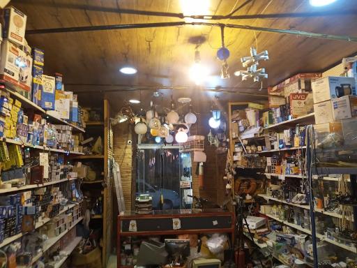 عکس کالای برق و دوربین مداربسته علی‌نیا