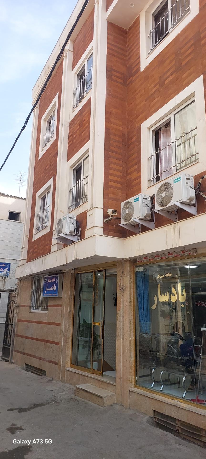 عکس خانه مسافر بادسار