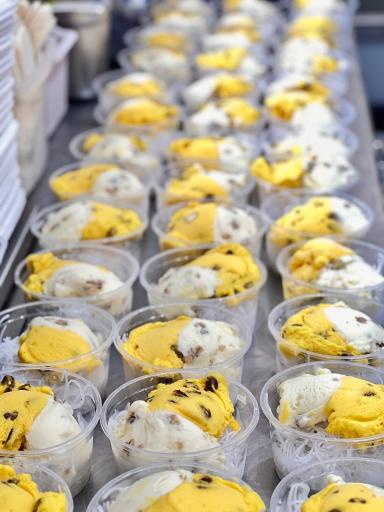 عکس بستنی سنتی حسن نمونه