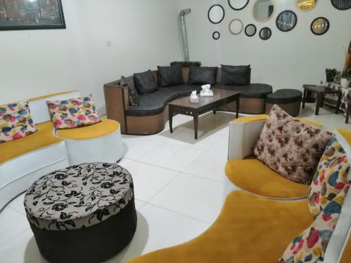 عکس سرای سنتی میانجی