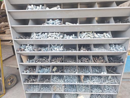 عکس پیچ و مهره شجاعی