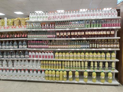 عکس فروشگاه دانشجویان