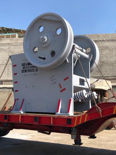 عکس محراب سنگ شکن