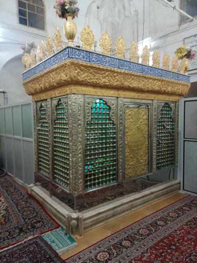 عکس امامزاده زاهد