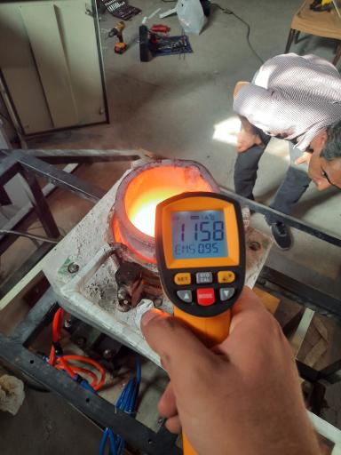 عکس کوره القایی صنعتی