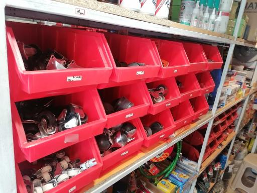 عکس ابزار فروشی مدرن