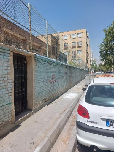 عکس هنرستان فنی و حرفه ای صنایع نوین