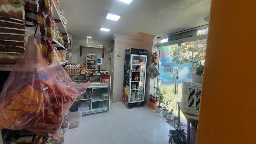 عکس سوپرمارکت هلیا