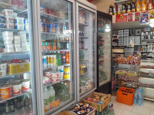 عکس سوپرمارکت آریا