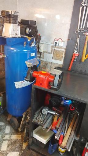 عکس کلینیک فوق تخصصی خودرو گنجوی