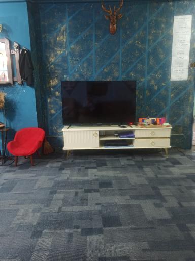 عکس استودیو امید کاظمی