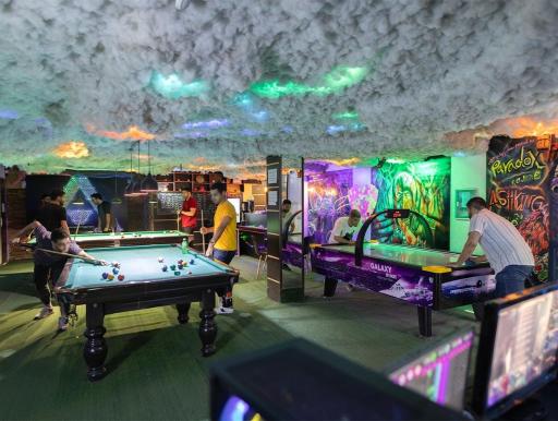 عکس کافه گیم پارادوکس