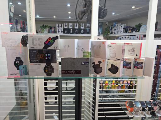 عکس موبایل ذوزنقه