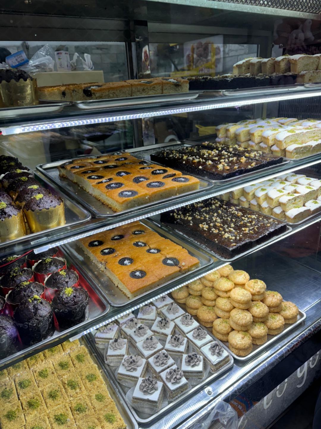 عکس قنادی رز