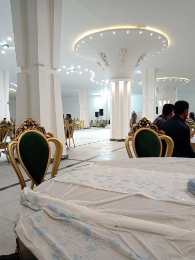 عکس تالار عمارت لطیف