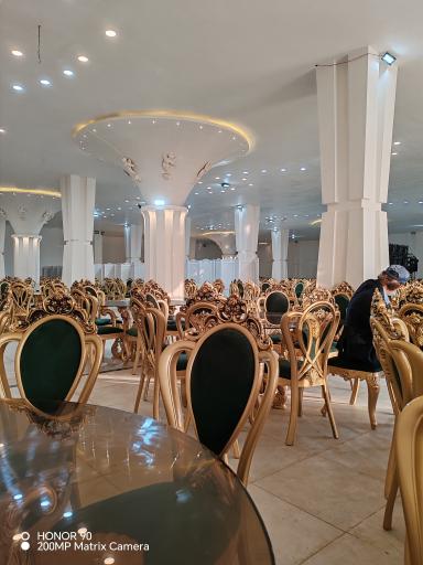 عکس تالار عمارت لطیف