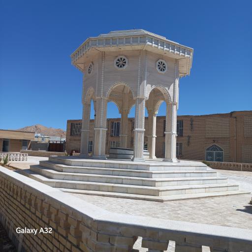 عکس آرامگاه شیخ حسن