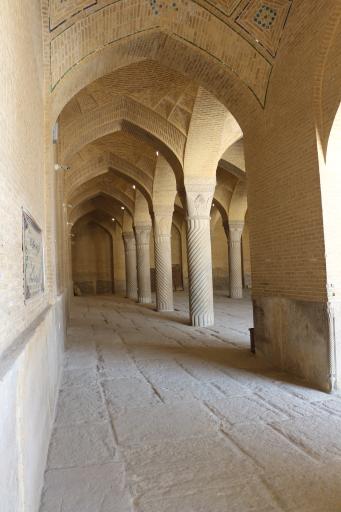 عکس مسجد وکیل