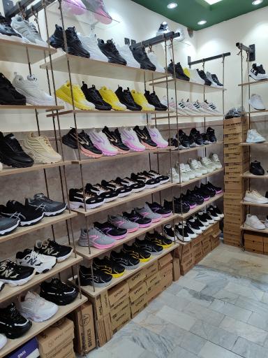 عکس کفش زنانه آکام