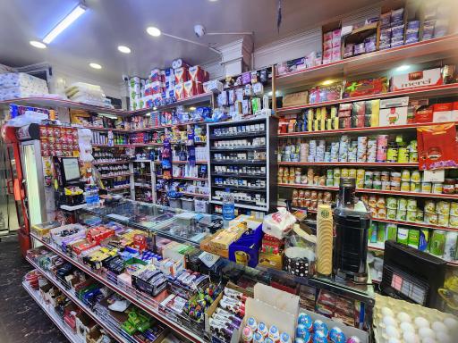 عکس سوپر مارکت تک نواب