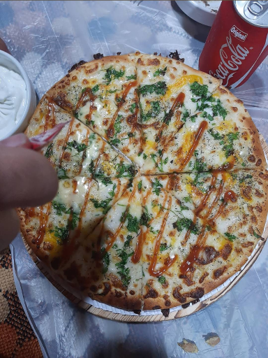 عکس کافه رستوران مه آلود