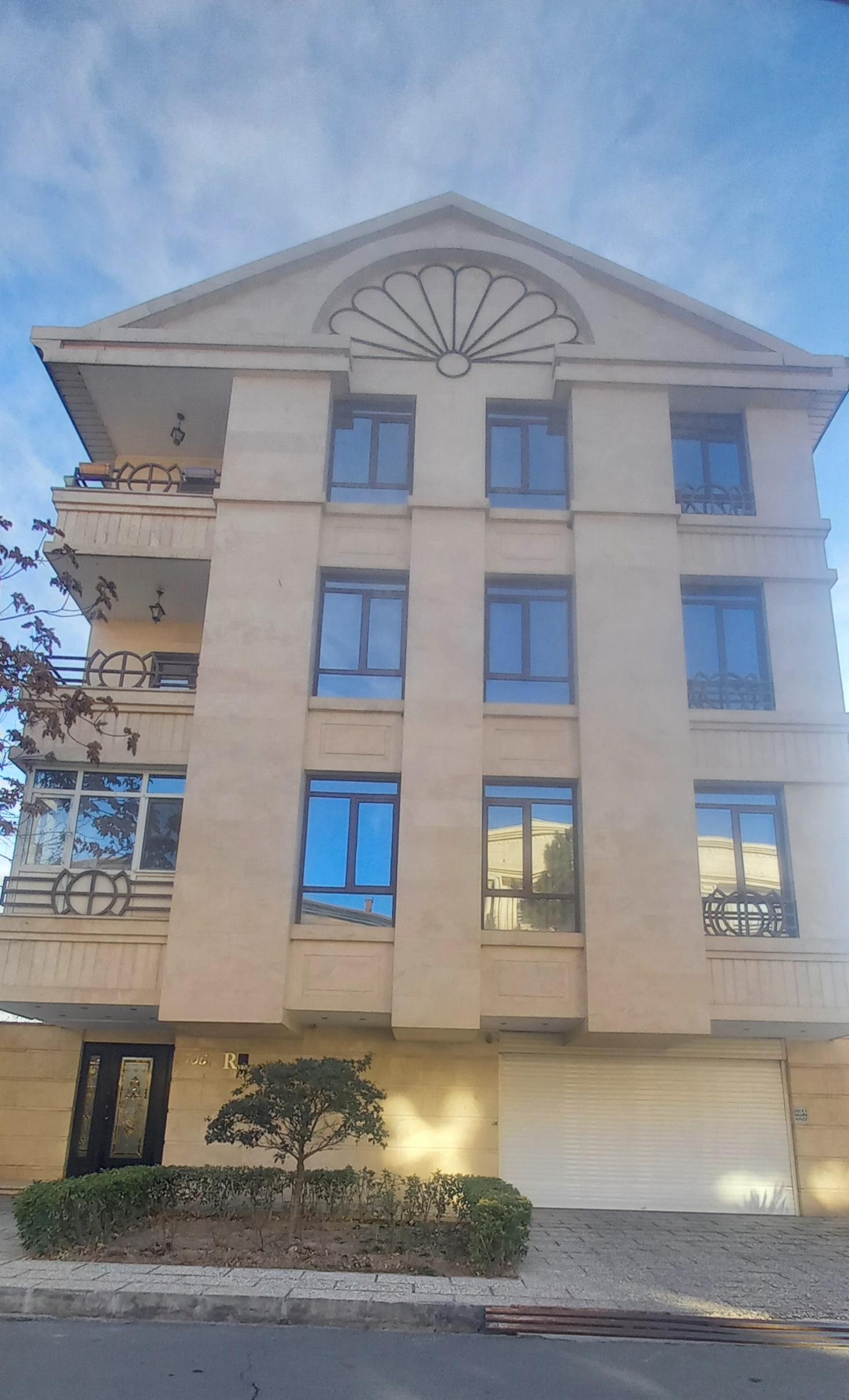 عکس مجتمع رایان