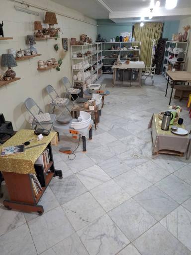 عکس آموزشگاه سفال و سرامیک خاکاب