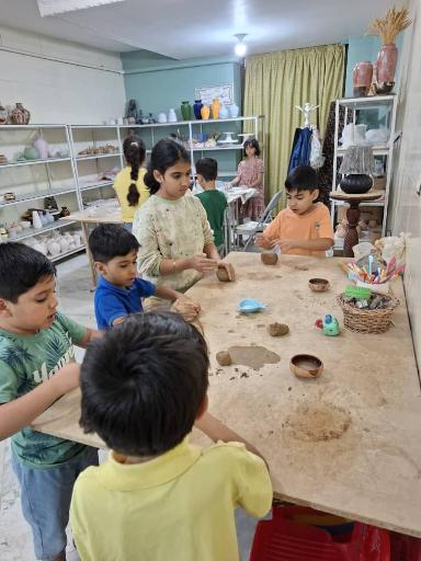 عکس آموزشگاه سفال و سرامیک خاکاب