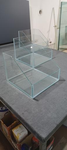 عکس کارگاه شیشه و آینه حسین