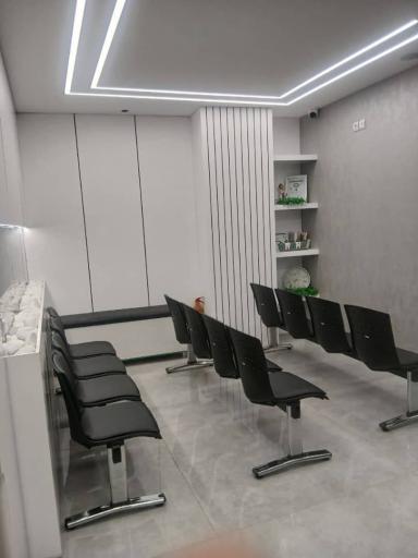 عکس کلینیک دندان‌پزشکی لنا