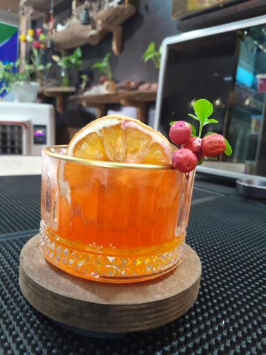 عکس کافه کائنات