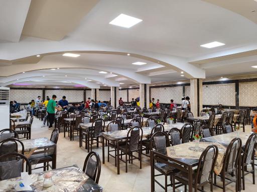 عکس سالن غذاخوری اردوگاه فرهنگی تربیتی الزهرا (س)