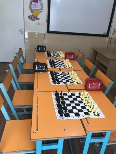 عکس دبستان دخترانه غیر دولتی گوهران