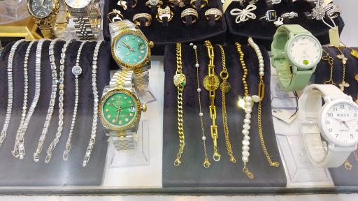 عکس گالری بدلیجات آمور