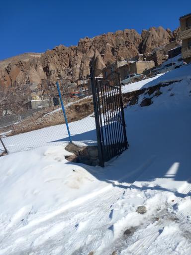 عکس هتل صخره ای لاله کندوان