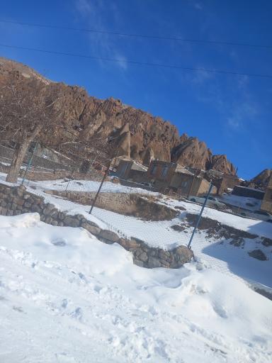 عکس هتل صخره ای لاله کندوان