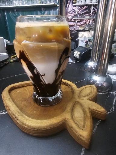 عکس کافه شیروانا 