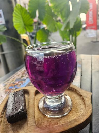 عکس کافه شیروانا 