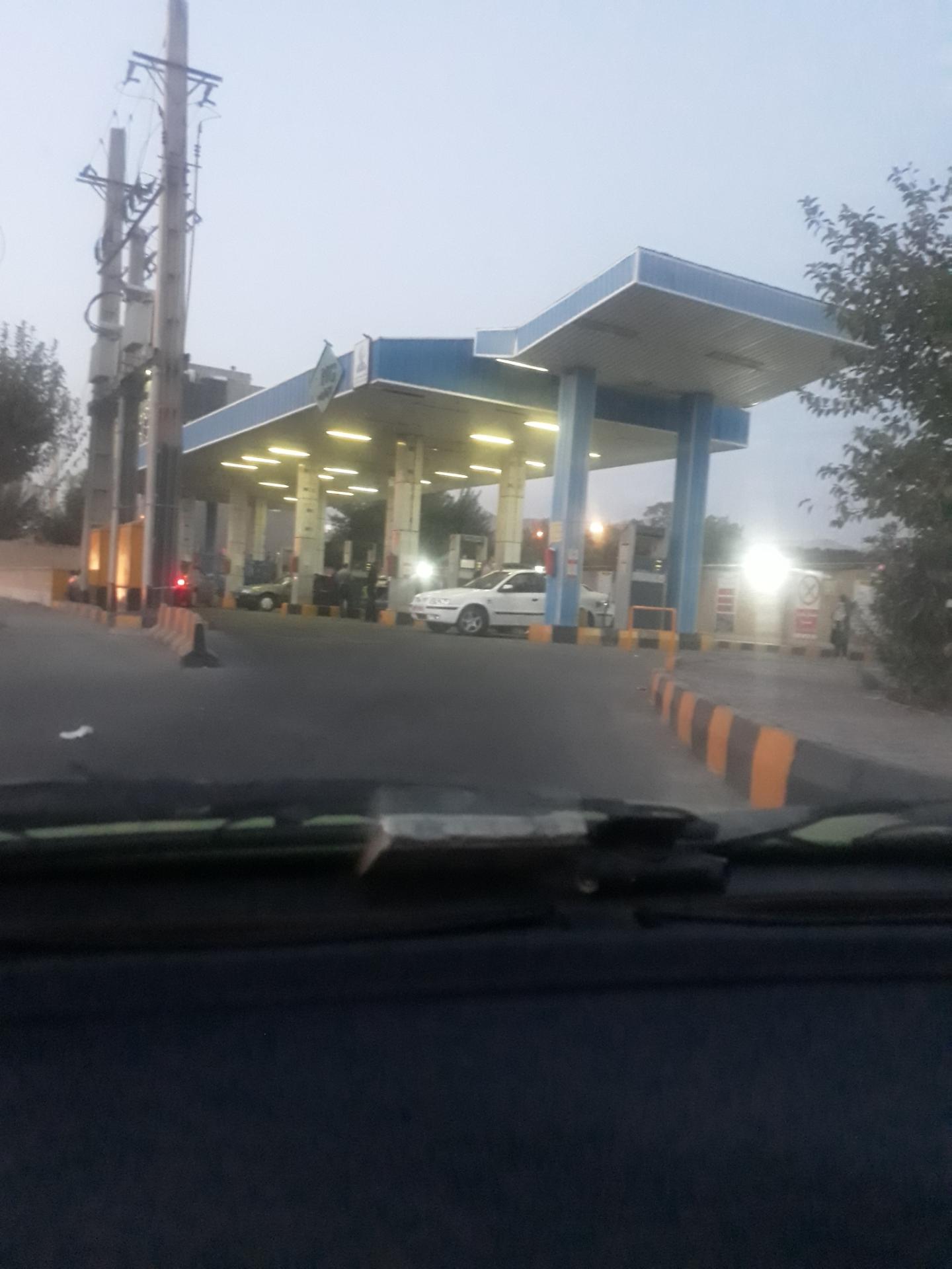 عکس جایگاه سی ان جی سلمان فارسی