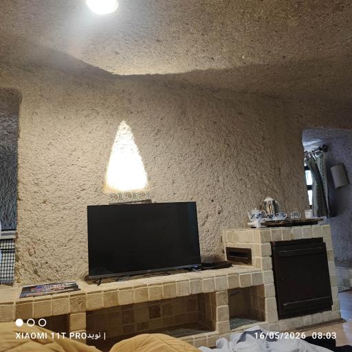 عکس هتل صخره ای لاله کندوان